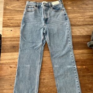 Abercrombie straight leg ankle